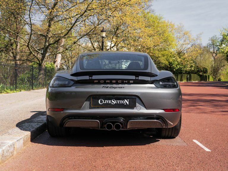 Porsche Cayman 4.0 Gt4 Rs Pdk Black #4