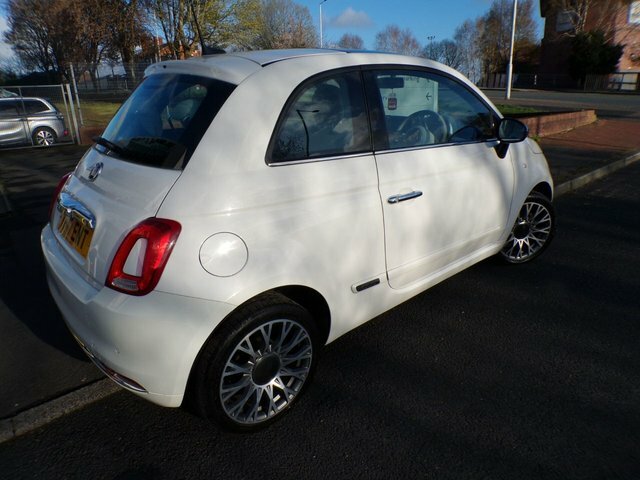 Fiat 500 Lounge Hatchback YH17ENT White #4