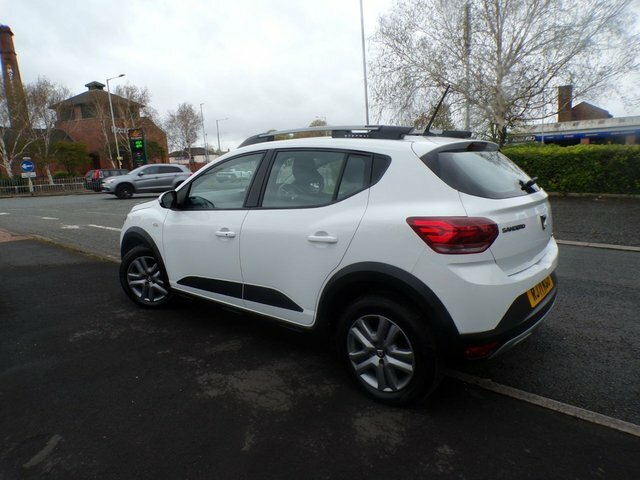 Dacia Sandero Stepway Tce Comfort Hatchback RJ71KGU White #2