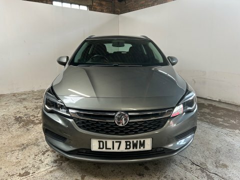 Vauxhall Astra Tech Line Cdti DL17BWM Grey #2