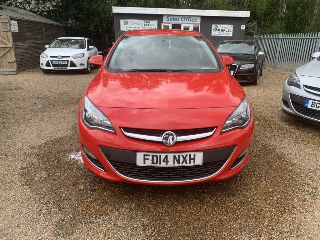 Vauxhall Astra Petrol FD14NXH Red #4
