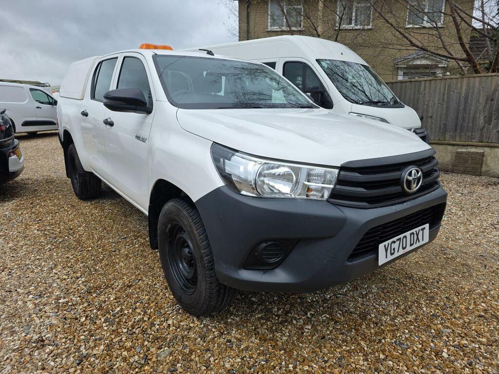 Toyota HILUX Pickup 2.4 D-4d Active 4Wd Euro 6 Ss 2020 White