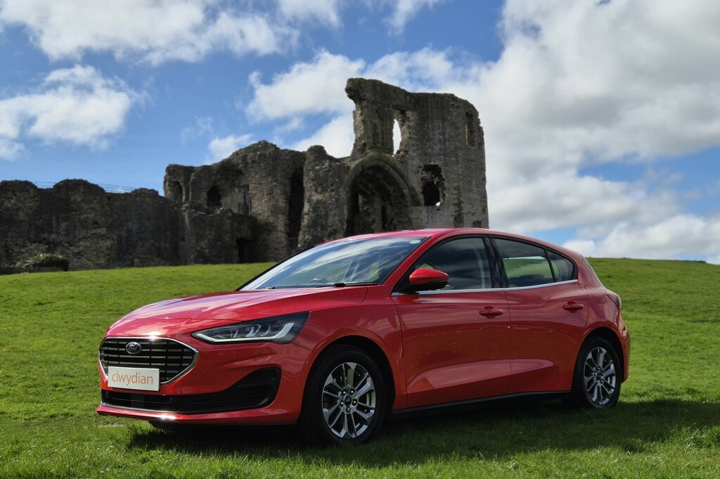 Ford Focus Hatchback Focus Ecoboost 125Ps Titanium 202373 BP73FTD Red #3