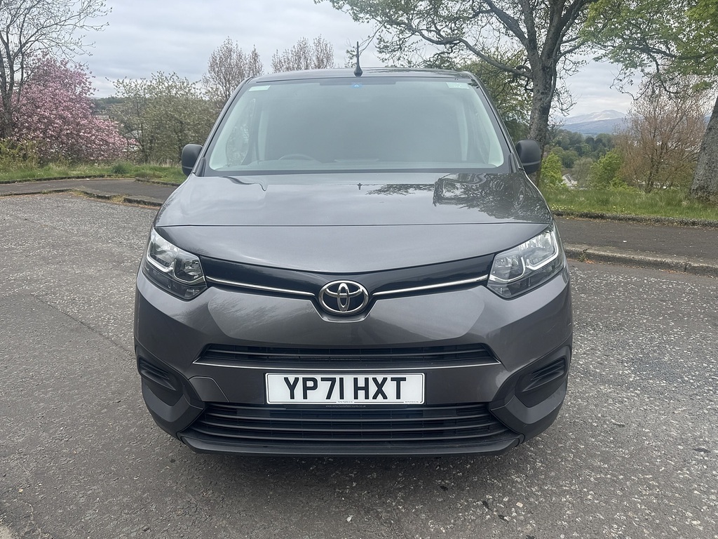 Toyota Proace City Bluehdi Active U4303 Ulez Grey #2