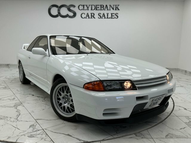 Nissan Skyline R32 2.6L White