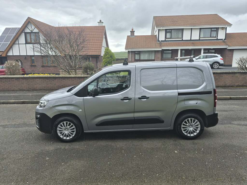 Citroen Berlingo 1.5 Hdi Enterprise LG20UJZ Grey #2