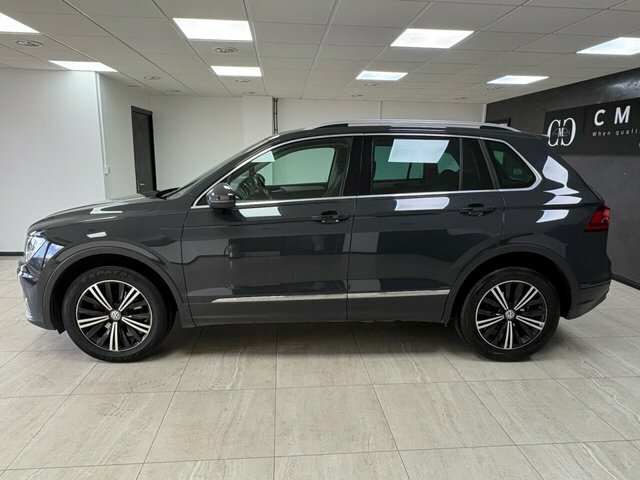 Volkswagen Tiguan 2019 2.0 Tdi Se Navigation Suv Dsg Euro VK69KWX Grey #6