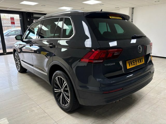 Volkswagen Tiguan 2019 2.0 Tdi Se Navigation Suv Dsg Euro VK69KWX Grey #5