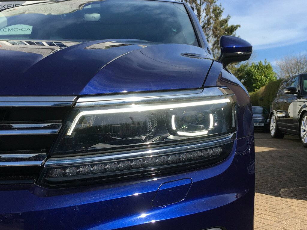 Volkswagen Tiguan 2.0 Tdi Bluemotion Tech Sel Suv Dsg 4Mo EX17TAV Blue #5