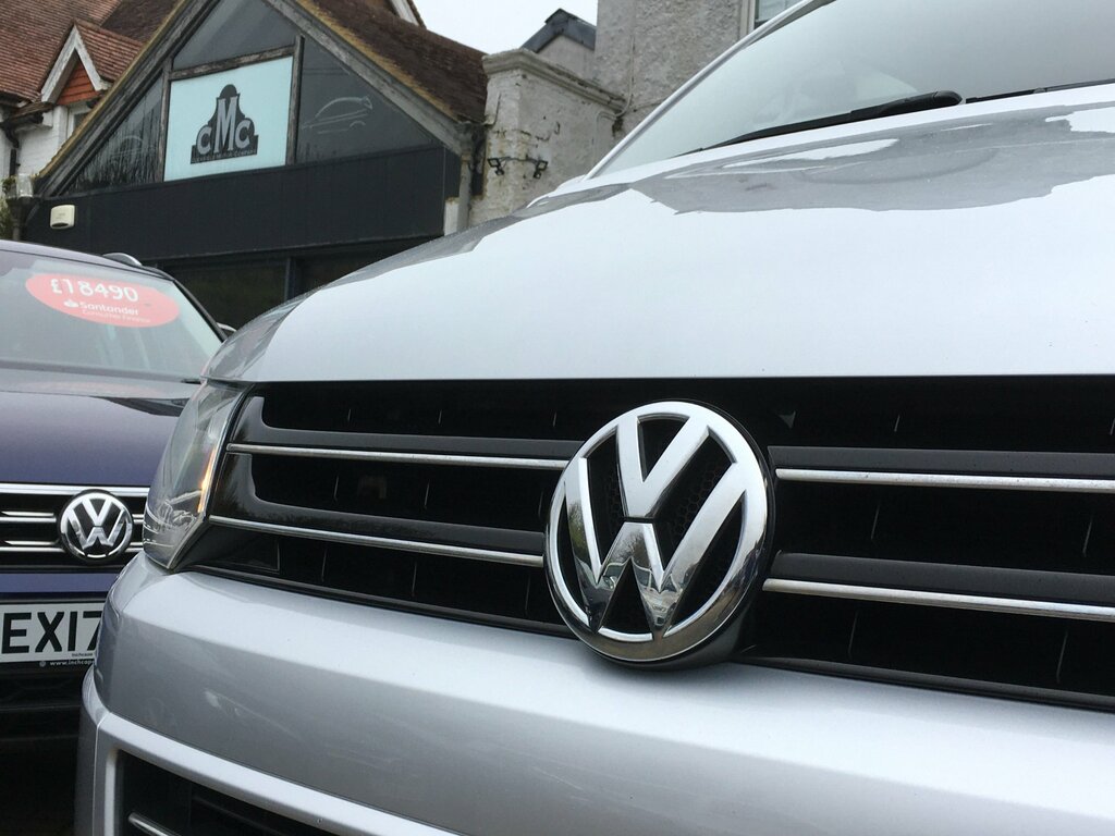 Volkswagen Caravelle 2.0 Bitdi Bluemotion Tech Executive Mpv CV64WMX Silver #4