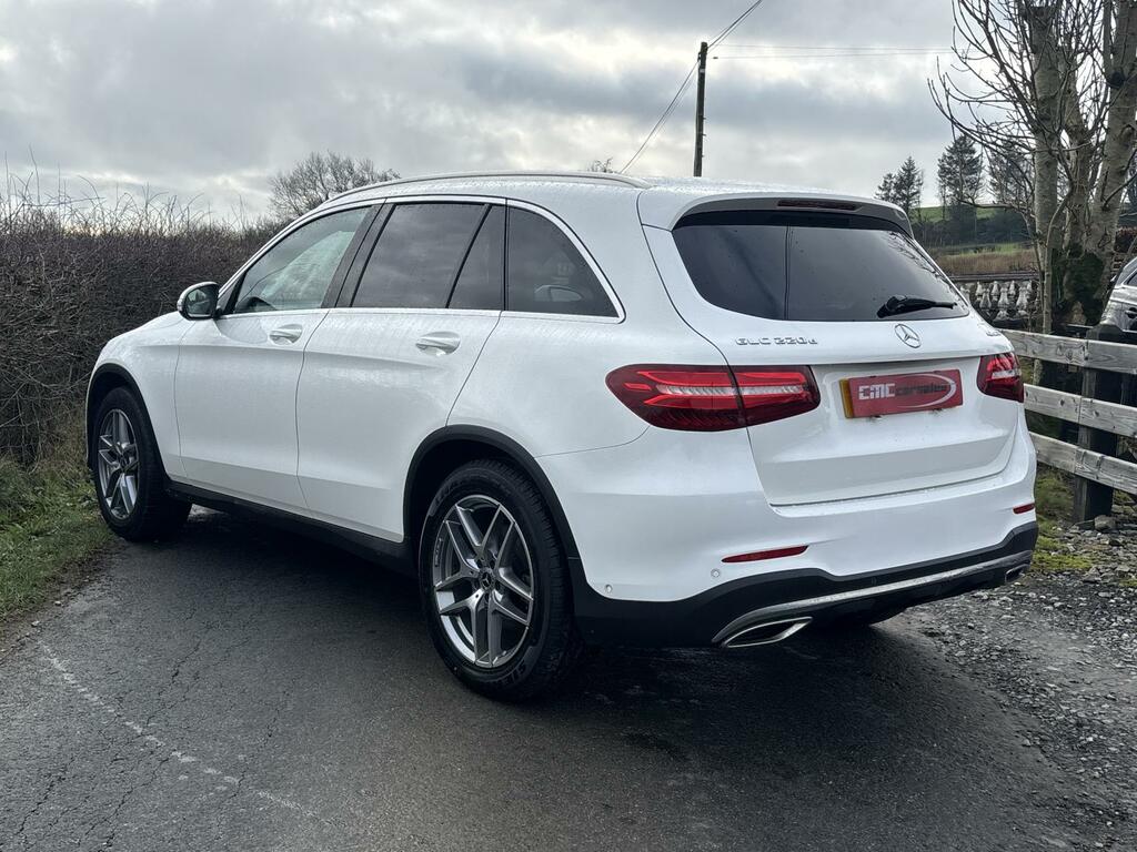 Mercedes-Benz GLC Class 2.1 Glc220d Amg Line Suv G-tronic 4Mati White #2