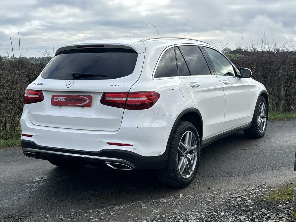 Mercedes-Benz GLC Class 2.1 Glc220d Amg Line Suv G-tronic 4Mati White #3