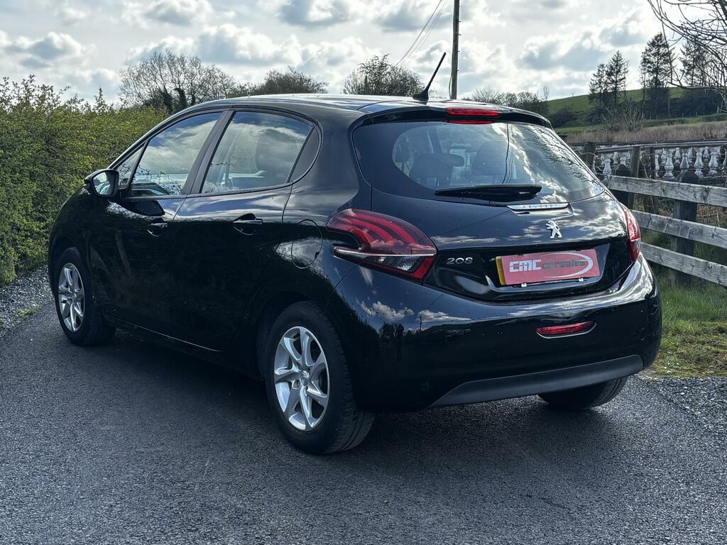 Peugeot 208 1.2 Puretech Active Hatchback Eu  Black #2