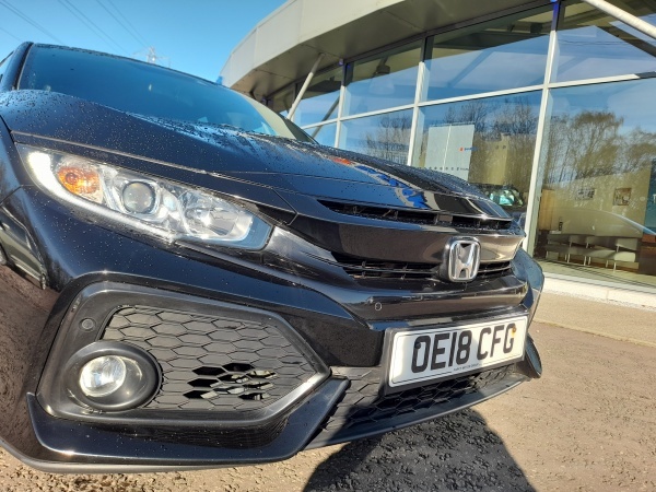 Honda Civic 1.0 Vtec Turbo Ex OE18CFG Black #4
