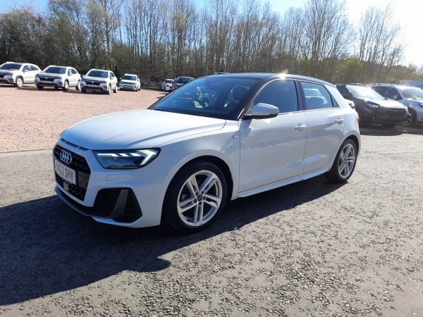Audi A1 30 Tfsi 110 S Line SW22DHV White #3