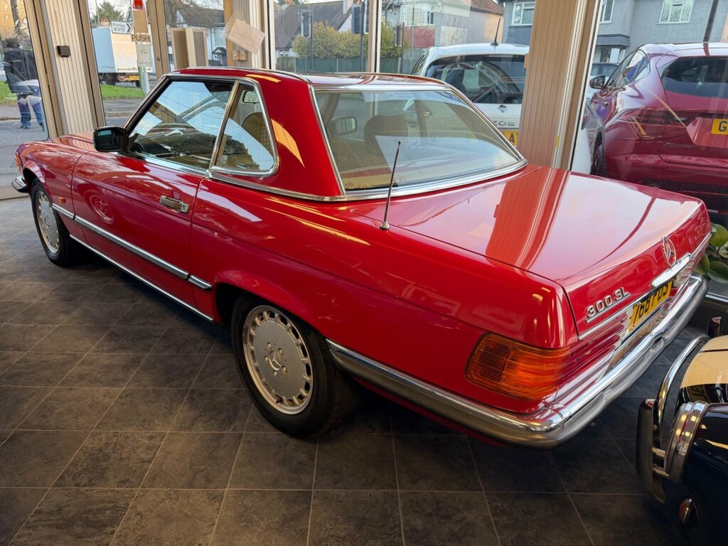 Mercedes-Benz 300 Convertible Red #8