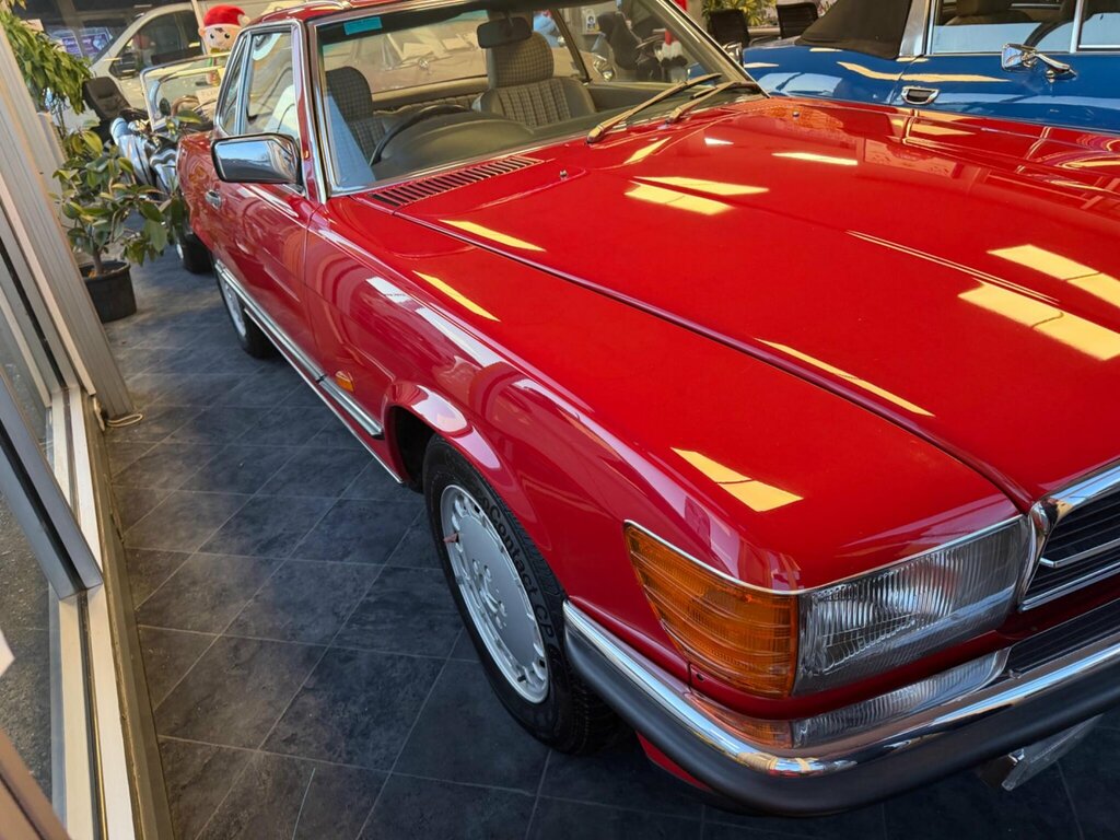 Mercedes-Benz 300 3.0 Sl Convertible 231 Bhp #2