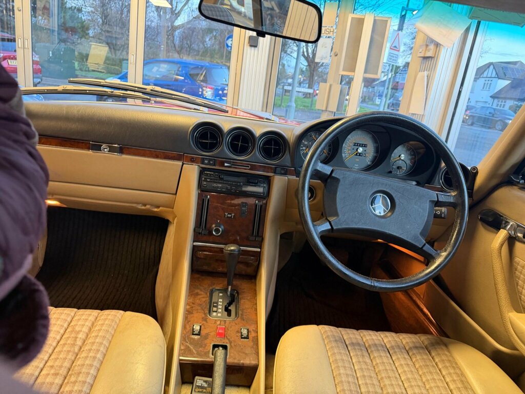 Mercedes-Benz 300 Convertible Red #16