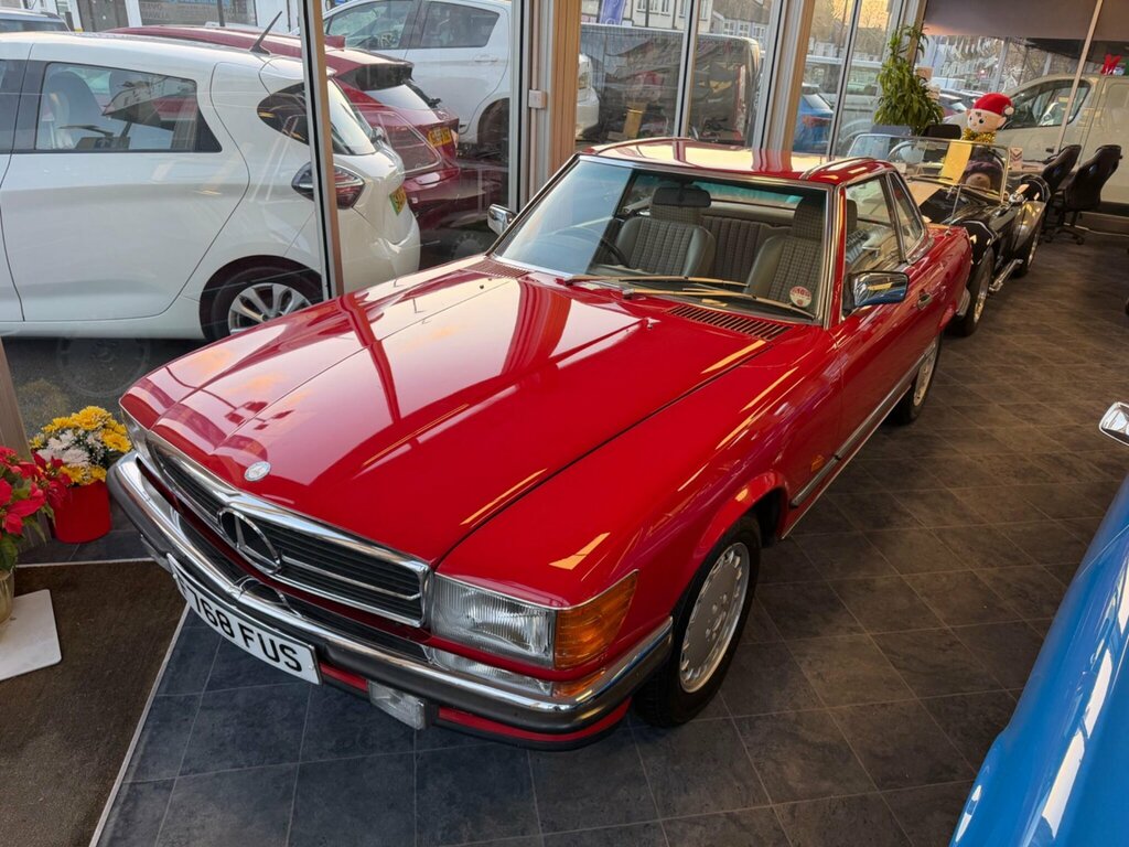 Mercedes-Benz 300 3.0 Sl Convertible 231 Bhp