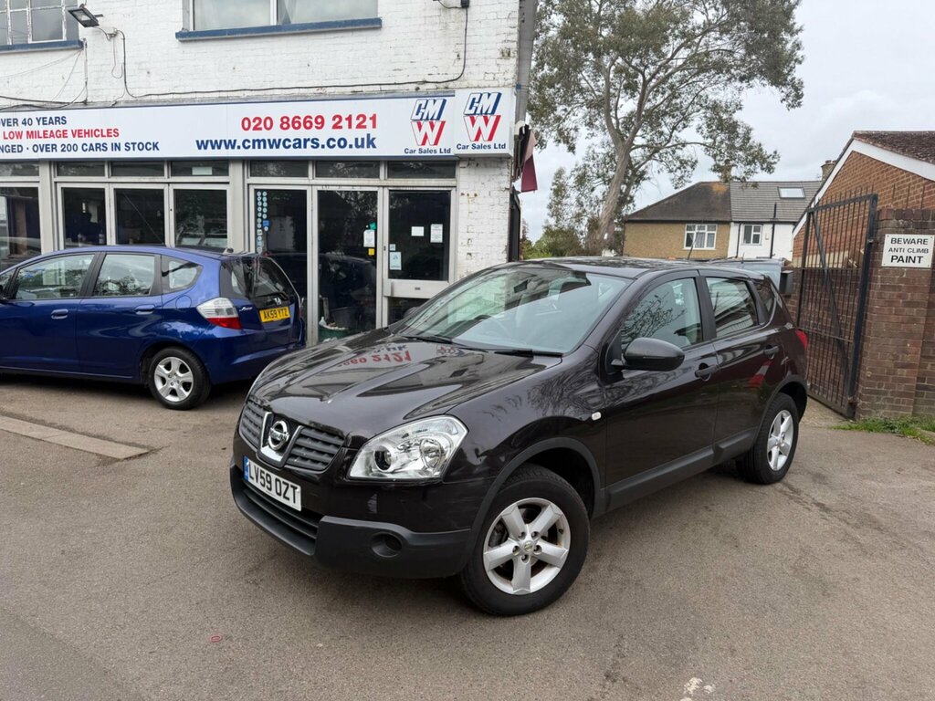 Nissan Qashqai 1.6 Visia 2Wd Black