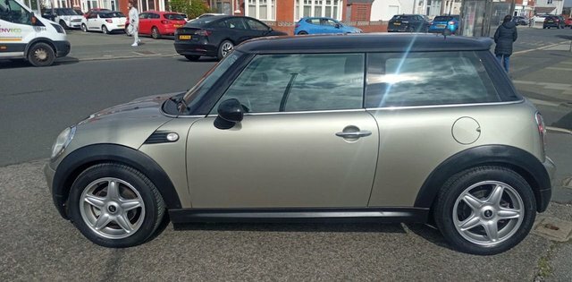 Mini Hatch 1.6 Cooper Hatchback Euro 4 120 NL08AEO Silver #6