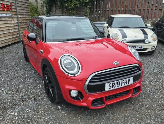 Mini Hatch 1.5 Cooper Gpf Hatchback Euro 6 SR19FHV Red #2