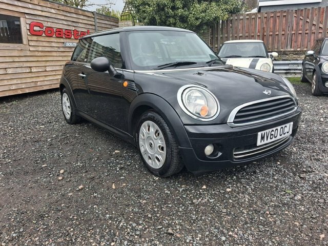 Mini Hatch 1.6 First Hatchback Euro 5 75 P MV60OCJ Black #2