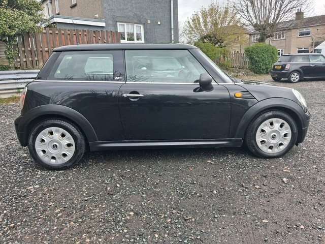 Mini Hatch 1.6 First Hatchback Euro 5 75 P MV60OCJ Black #6