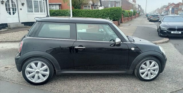 Mini Hatch Cooper 1.6 Cooper 118 Bhp KE59KCX Black #6