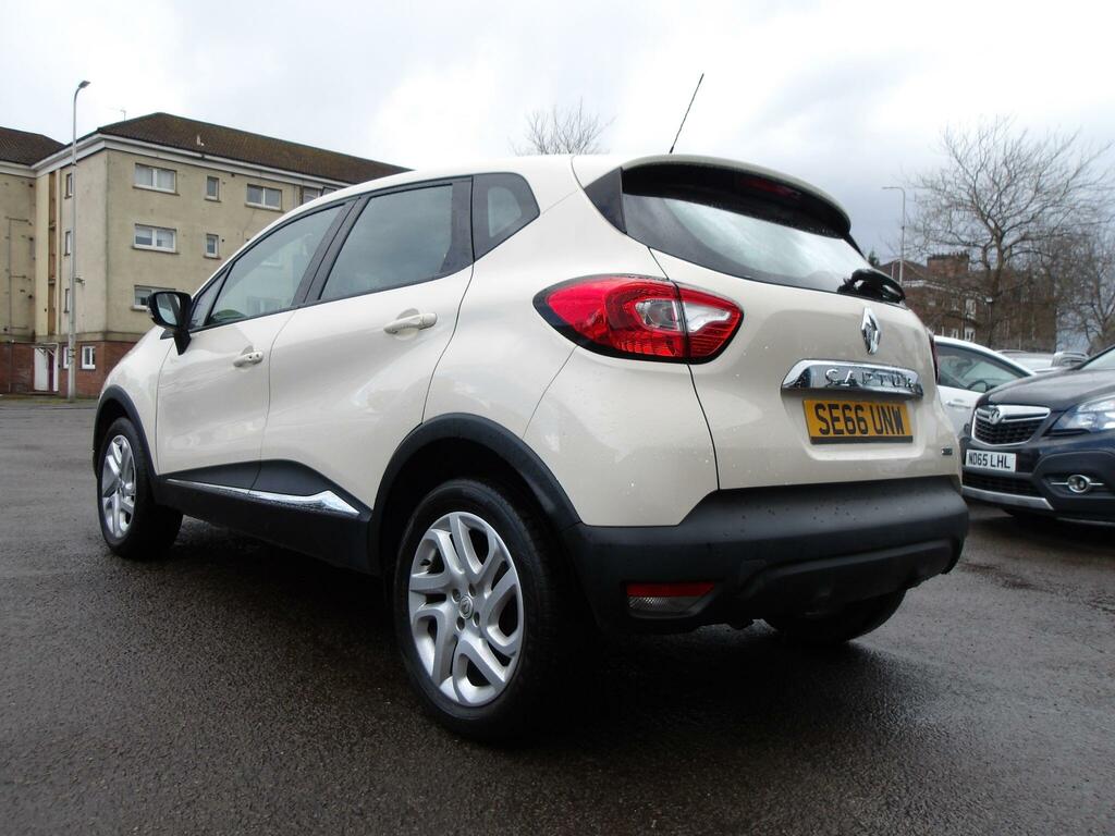 Renault Captur 1.5 Dci Energy Dynamique Nav Euro 6 Ss SE66UNW White #3
