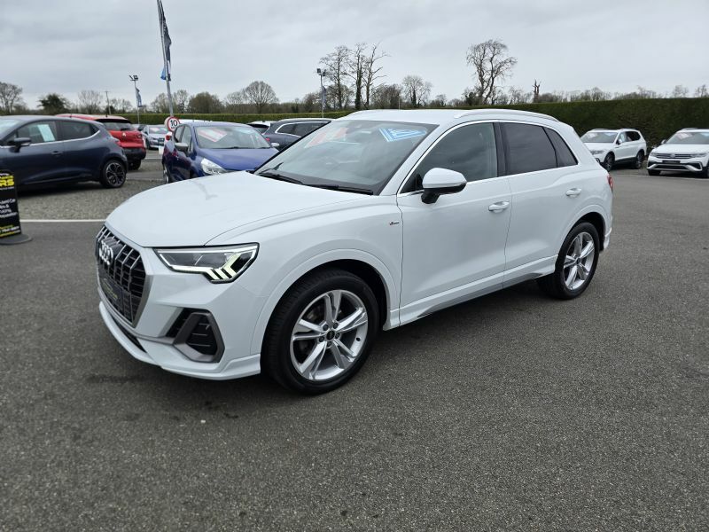 Audi Q3 S Line 35 2.0Tdi S GD70FZZ White #2