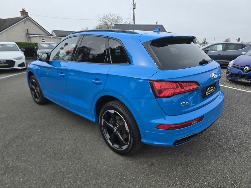 Audi Q5 S Line Black Edition 40 2.0Tdi Quattro MC68ZDW Blue #3