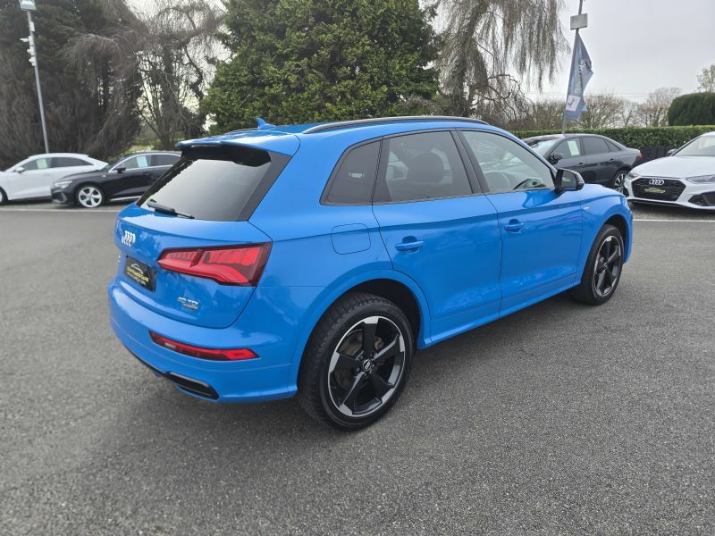 Audi Q5 S Line Black Edition 40 2.0Tdi Quattro MC68ZDW Blue #5