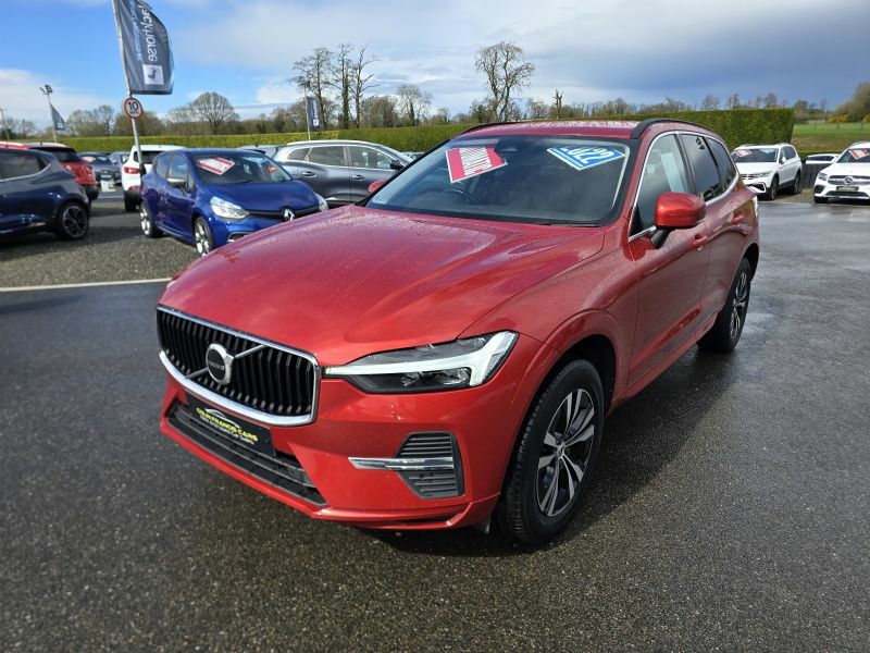 Volvo XC60 Momentum B4 2.0 Mhev Awd Red