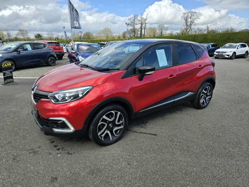 Renault Captur Iconic 1.5Dci HK19ZRT Red #2