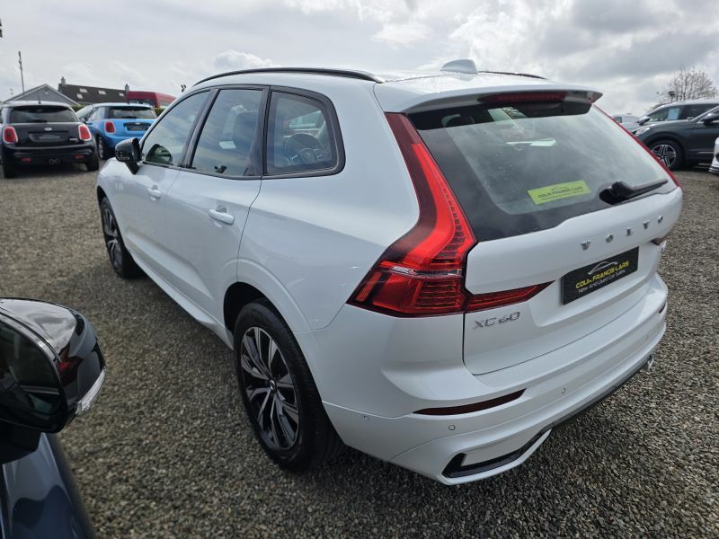 Volvo XC60 2.0 B4 Mhev Plus Dark Awd WD73LCP White #3