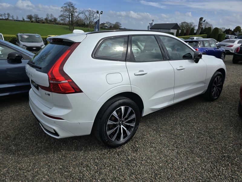 Volvo XC60 2.0 B4 Mhev Plus Dark Awd WD73LCP White #5