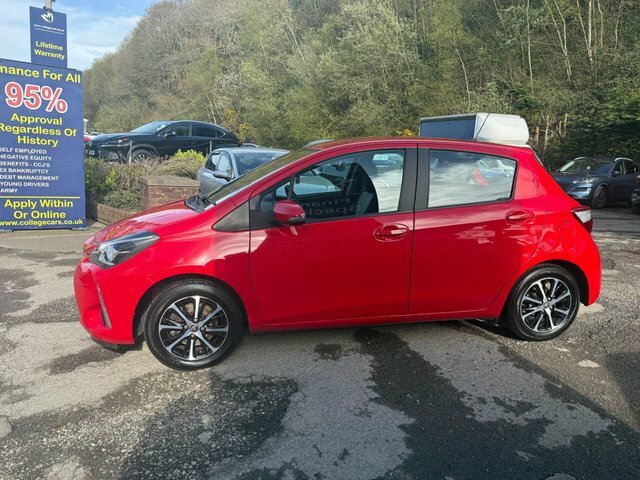 Toyota Yaris 2018 18 1.5 Vvt-i Icon Tech Hatchback M GU18GHJ Red #5