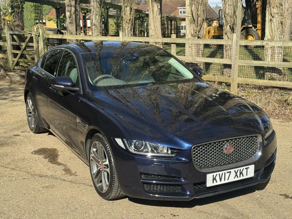Jaguar XE 2.0D Portfolio Saloon Euro 6 Ss KV17XKT Blue #4