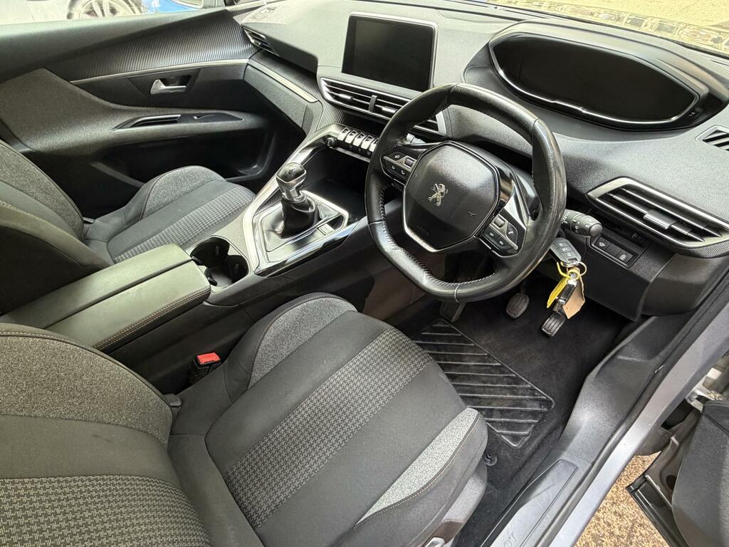 Peugeot 5008 1.2 Puretech Active Suv Euro 6 CY20ENX Grey #2