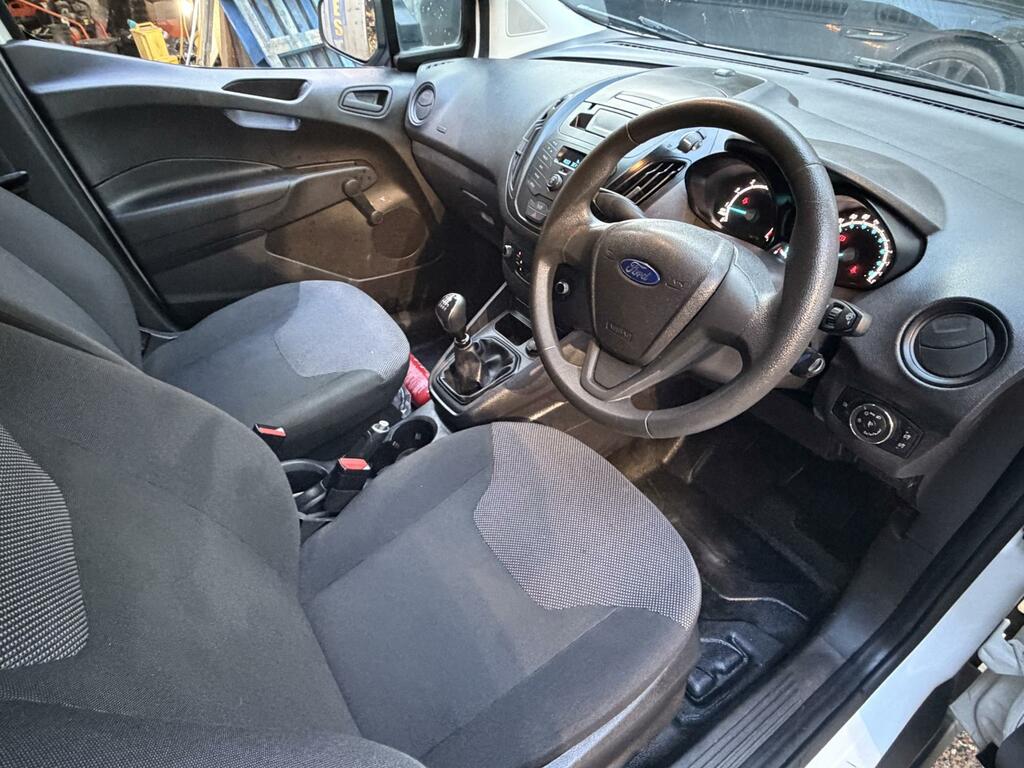 Ford Transit Courier 1.0 Ecoboost Leader Panel Van L1 LA71CZE White #2