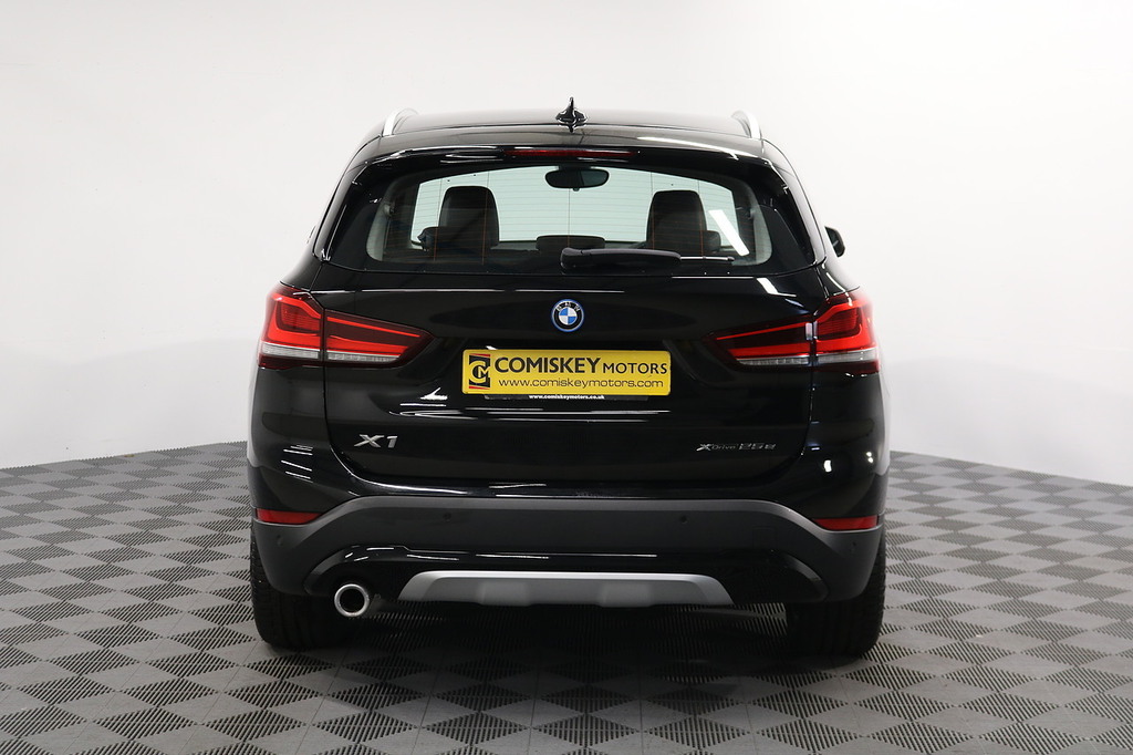 BMW X1 25E Xline EJ71WXE Black #5