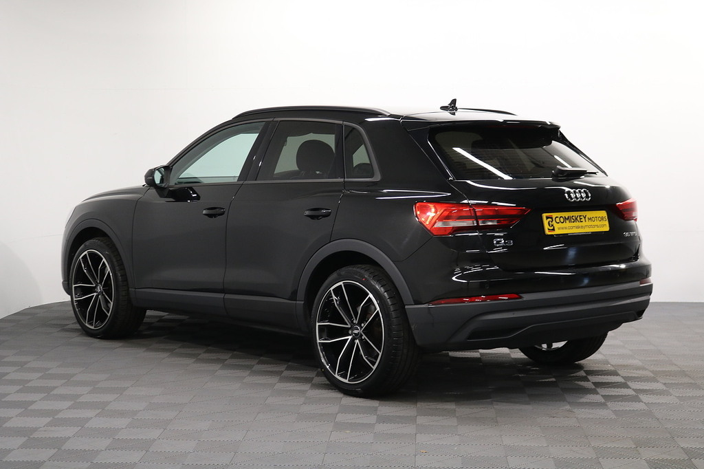 Audi Q3 Tfsi Cod Technik RO23PHU Black #4