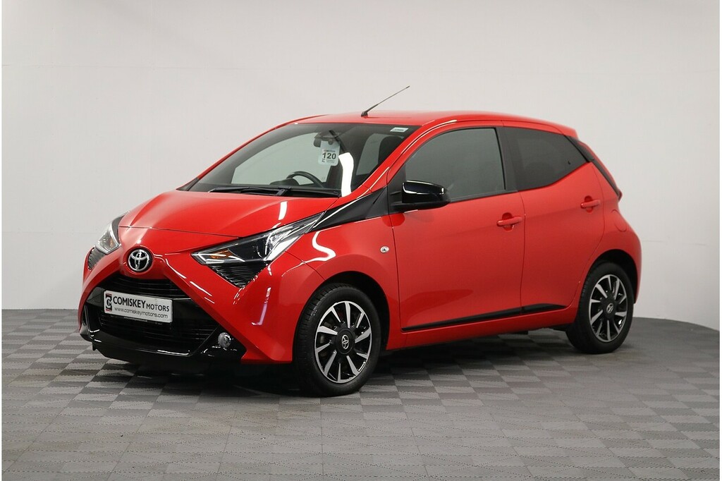 Toyota Aygo Vvt-i X-trend Red #3