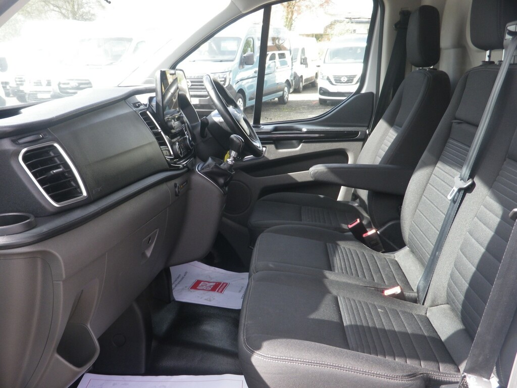 Ford Transit Custom Panel Van L2 2.0 300 Ecoblue Limited 202070 YM70KLP White #6