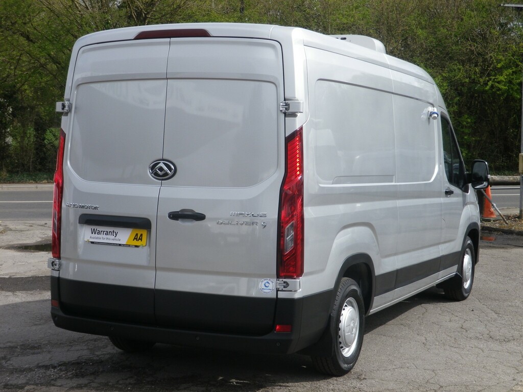 Maxus Deliver 9 Temperature Controlled 2.0 D20 Refrigerated Van O Silver #4