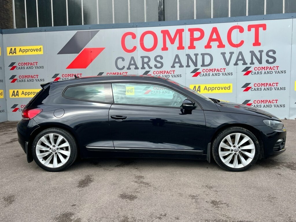 Volkswagen Scirocco 2L Gt Black #4