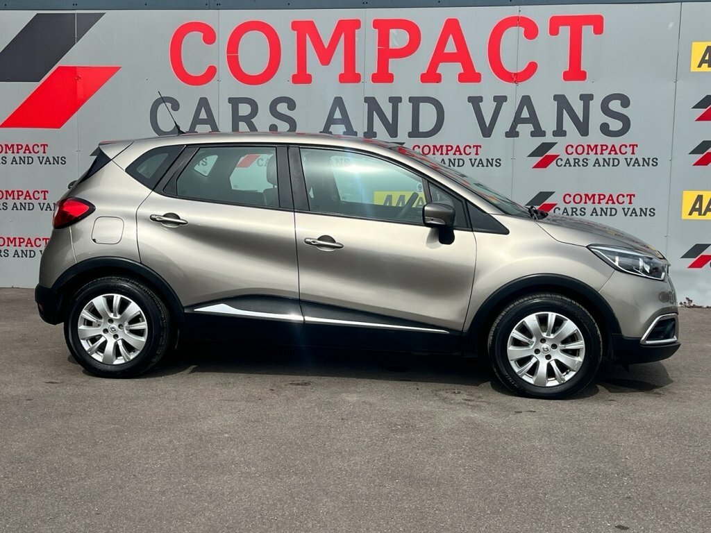 Renault Captur 1.5L Expression Convenience WK14WUX Beige #4