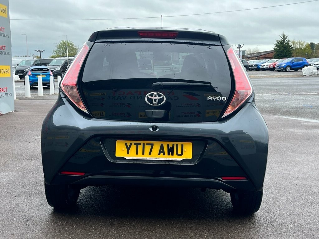 Toyota Aygo 1L X-clusiv3 YT17AWU Grey #6