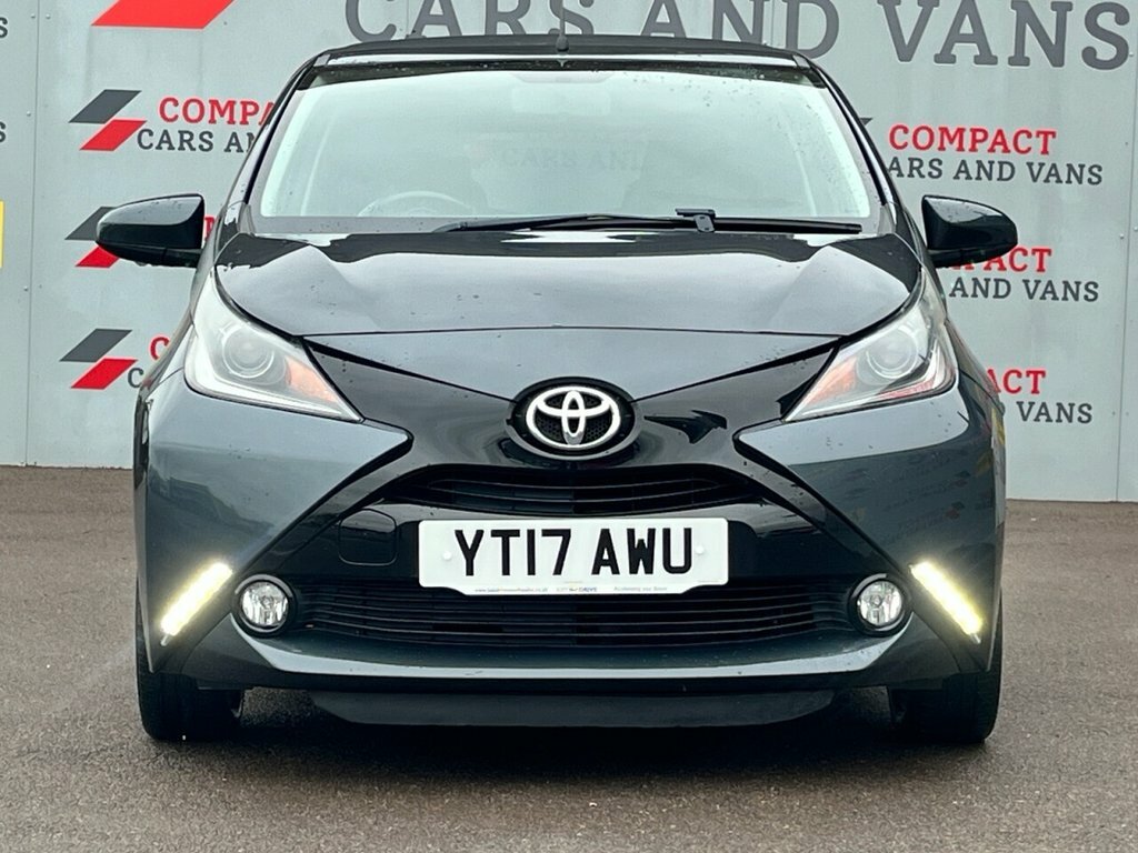 Toyota Aygo 1L X-clusiv3 YT17AWU Grey #3